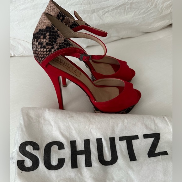 SCHUTZ, Designer Heels, Gorgeous and Sexy, Size 7.5 - Picture 10 of 12